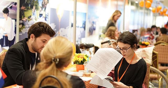 Türk Öğrenciler Kanada ve İrlanda'nın En İyi Şirketlerinde İş Buluyor