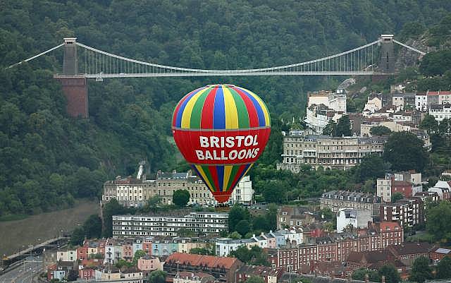 Bristol’de Dil Eğitimi Almanız için 10 Neden!