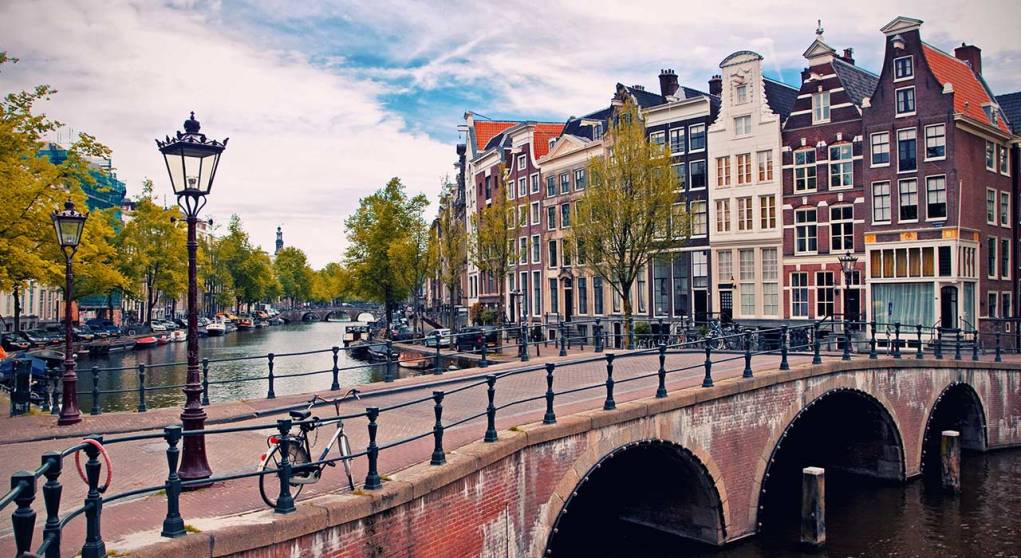 3. Amsterdam - Hollanda