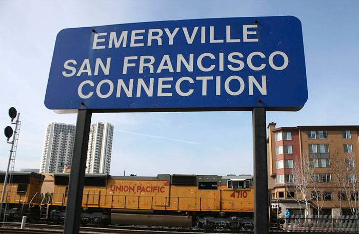 1. San Francisco’dan bineceğiniz ilk tren, merkezden kalkmıyor. Bunun için 20 dakika uzaklıkta olan Emeryville’den trene binmeniz gerek.