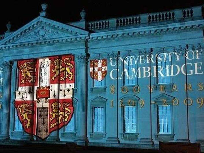4. Cambridge Üniversitesi - İngiltere