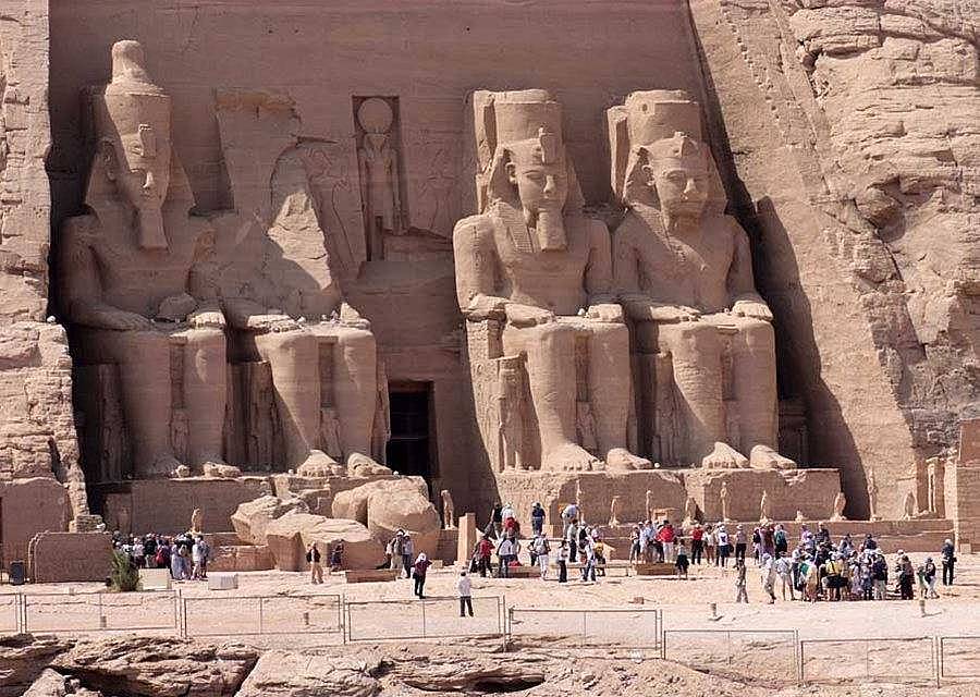 5. Abu Simbel - Mısır