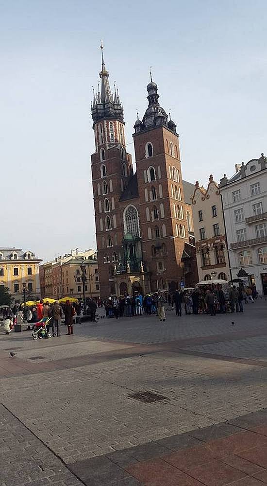 8. Krakow'da her köşebaşında başka bir hikaye bekliyor insanı...