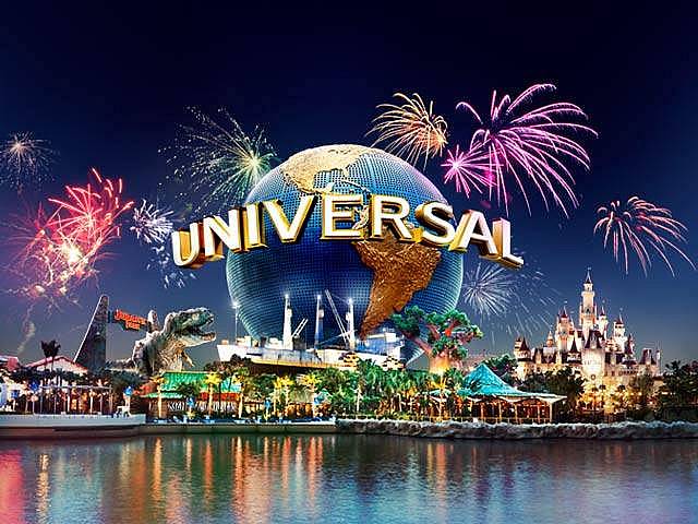 10. Sentosa Adası'ndaki eğlencenin ismi, Universal Studios.