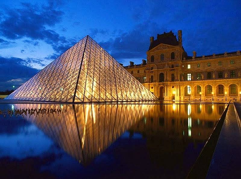 6. Louvre Müzesi • Paris, Fransa