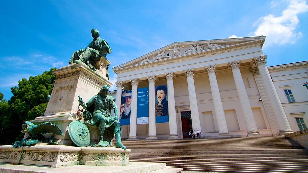 8. Macaristan Ulusal Müzesi
