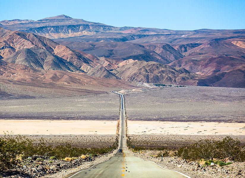 9. ABD'deki asfalt kaplı karayollarının uzunluğu yaklaşık 6,5 milyon kilometredir.
