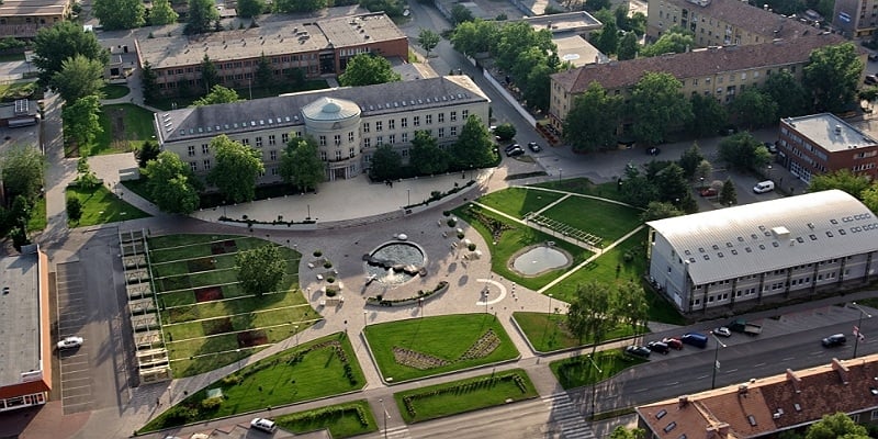 9. Dunaujvaros Üniversitesi