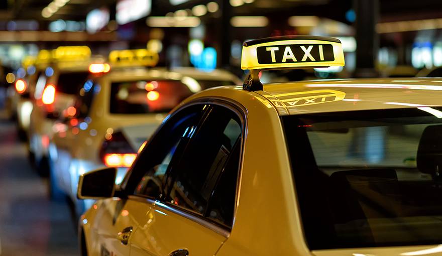 8. Taksi kullanacağınız zaman taksiyi yoldan çevirmek yerine duraklardan çağırın.
