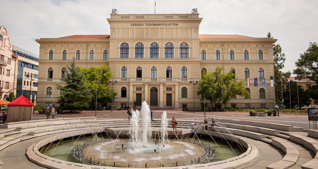 8. Szeged Üniversitesi