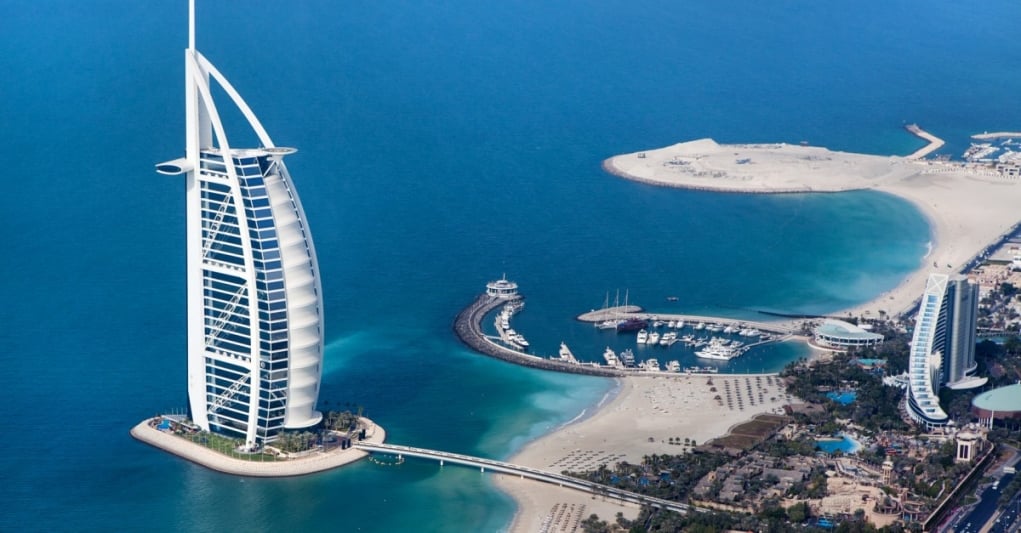 8. Burj Al Arab, Birleşik Arap Emirlikleri