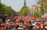 Amsterdam’da King’s Day Festivaline Katılmanız için 6 Neden