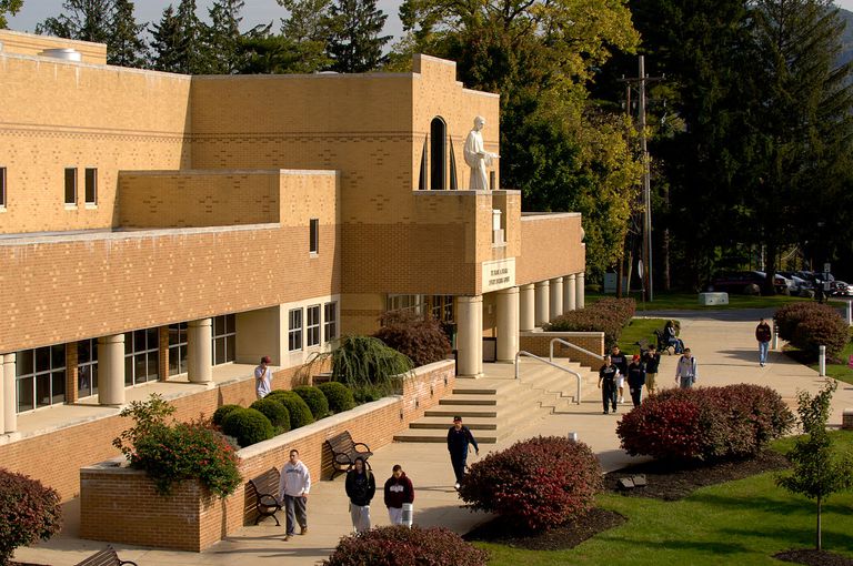 Amerika’da MBA Yapmak İsteyenlere Eşsiz Bir Okul: Alvernia Üniversitesi