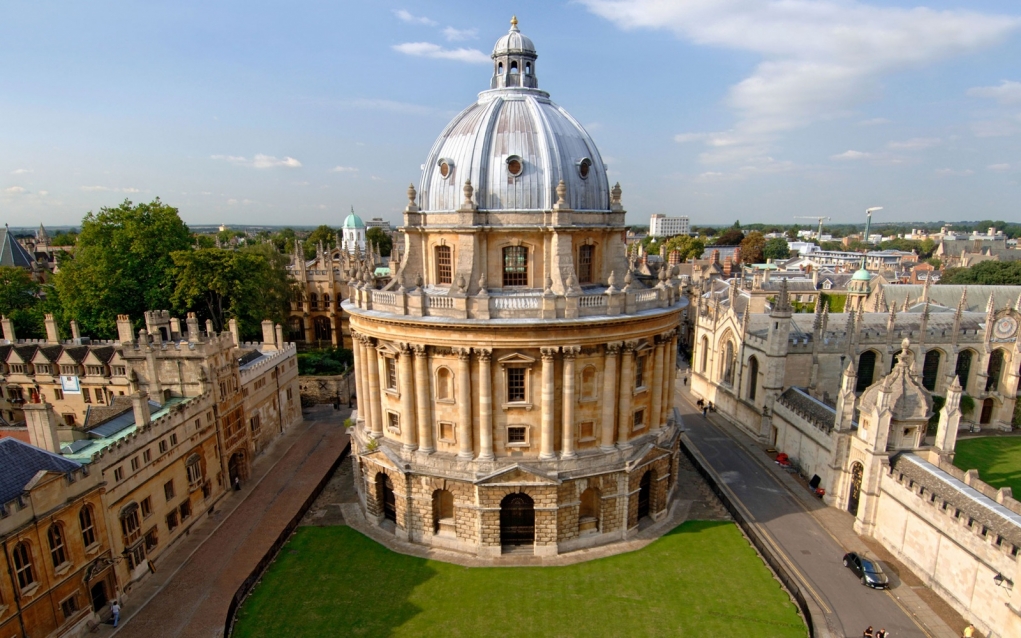 1. Bodleian Kütüphanesi - Oxford, İngiltere