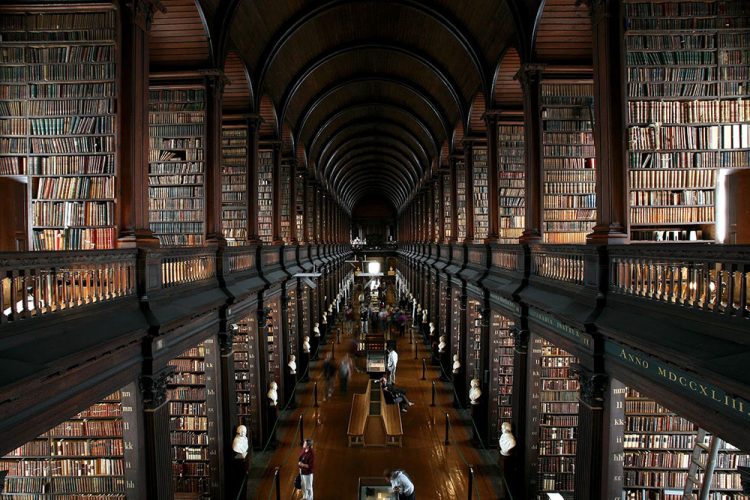 9. Trinity College Kütüphanesi - Dublin, İrlanda